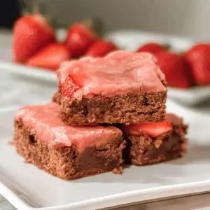 Indulge in these delightful Strawberry Brownies that combine rich chocolate with fresh strawberries for a sweet treat! Perfect for parties or a cozy night at home, these fudgy brownies are bursting with berry flavor. Don’t forget to save this recipe for your next dessert craving! Enjoy every bite!